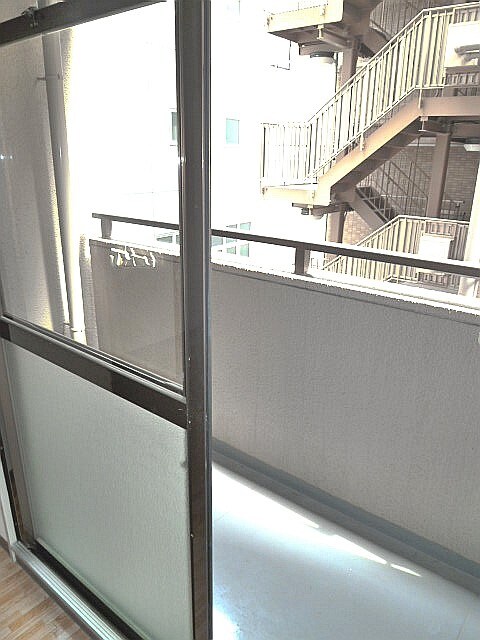 物件内観写真16　(ベランダ・バルコニー)