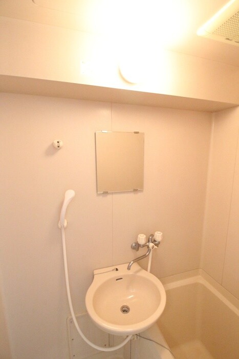 物件内観写真11　(洗面)