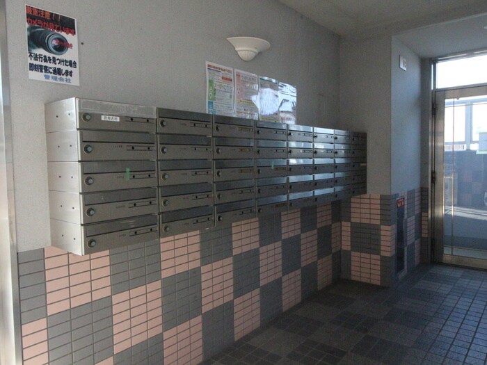 物件外観写真4　(建物設備)