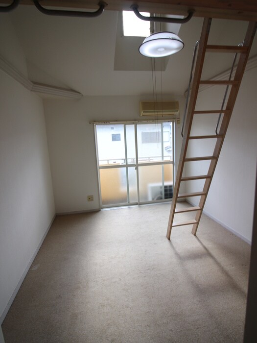 物件内観写真14　(居室)