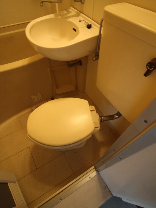 物件内観写真19　(トイレ)