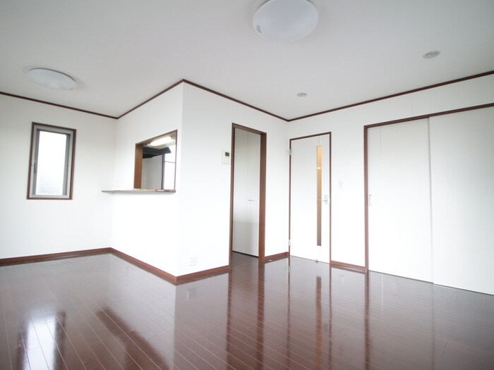 物件内観写真8　(居室)