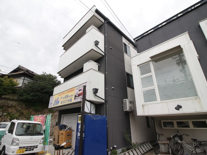 物件外観写真4　(建物設備)