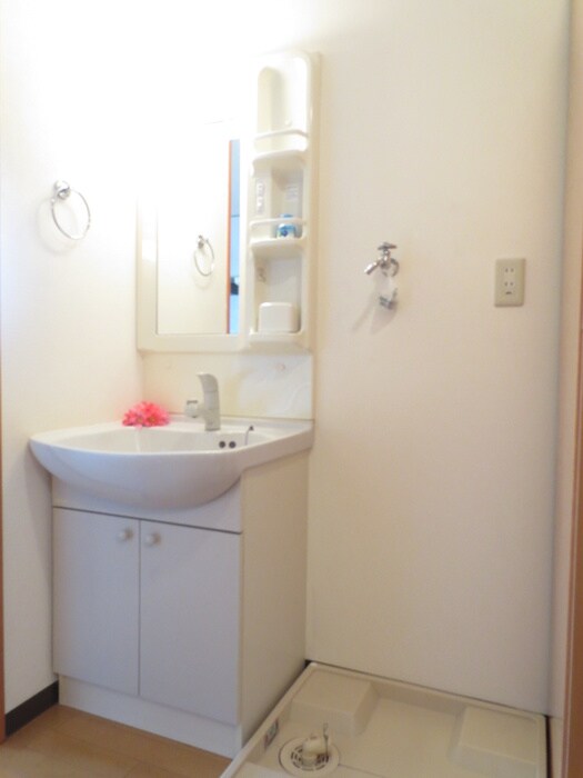 物件内観写真11　(洗面)