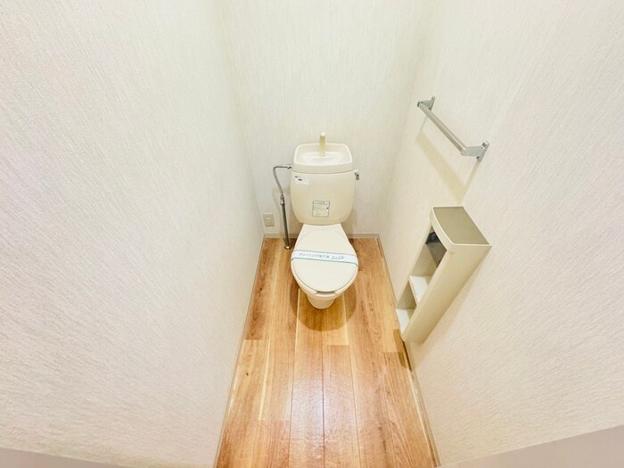 物件内観写真11　(トイレ)