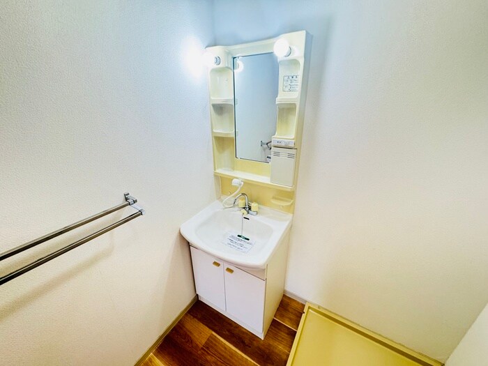 物件内観写真12　(洗面)