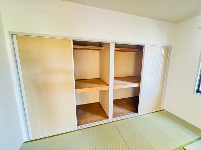 物件内観写真13　(収納)
