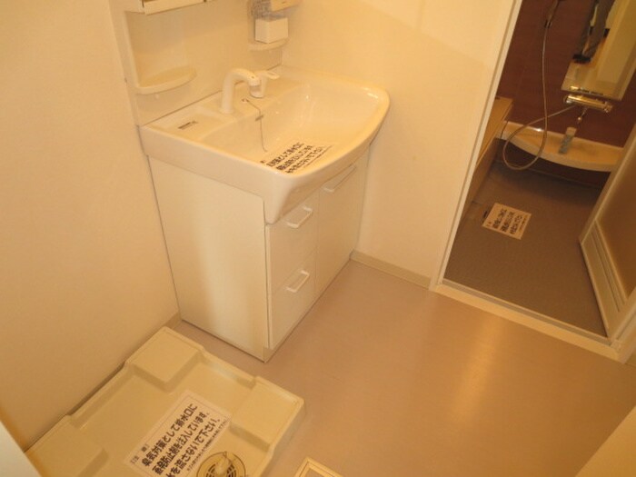 物件内観写真21　(洗濯機置場)