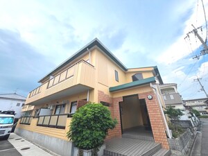 レジデンス大蔵司外観写真