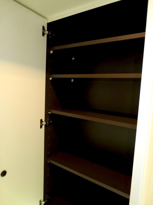 物件内観写真9　(靴箱)