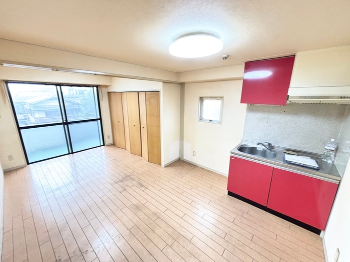 エイチ・ツーオー今川の居室