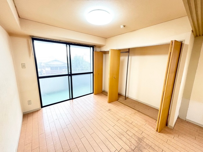 エイチ・ツーオー今川の居室