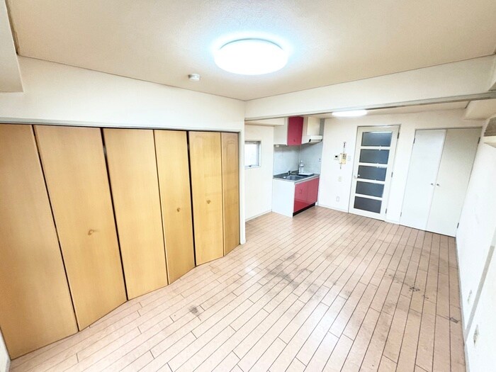 エイチ・ツーオー今川の居室