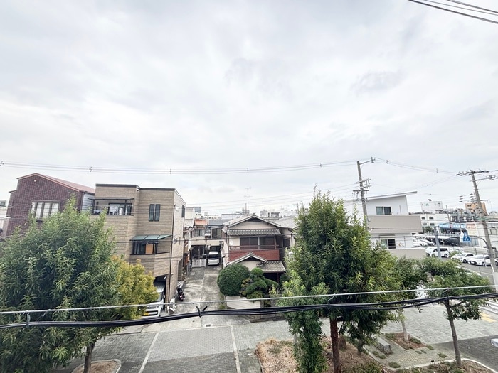 エイチ・ツーオー今川の室内からの展望