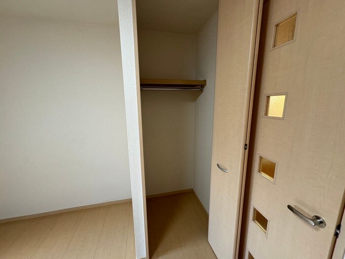 物件内観写真11　(収納)