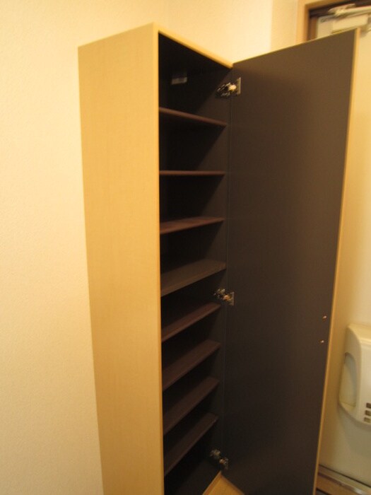 物件内観写真12　(靴箱)