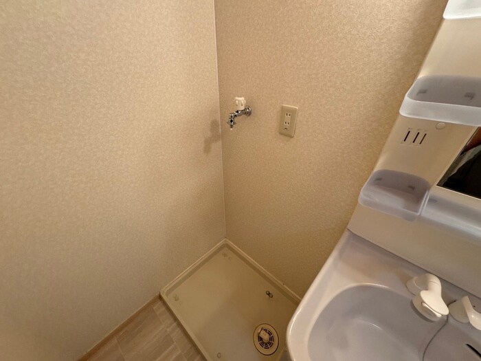 物件内観写真19　(洗濯機置場)