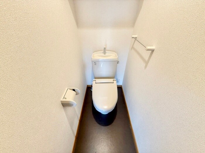 物件内観写真14　(トイレ)