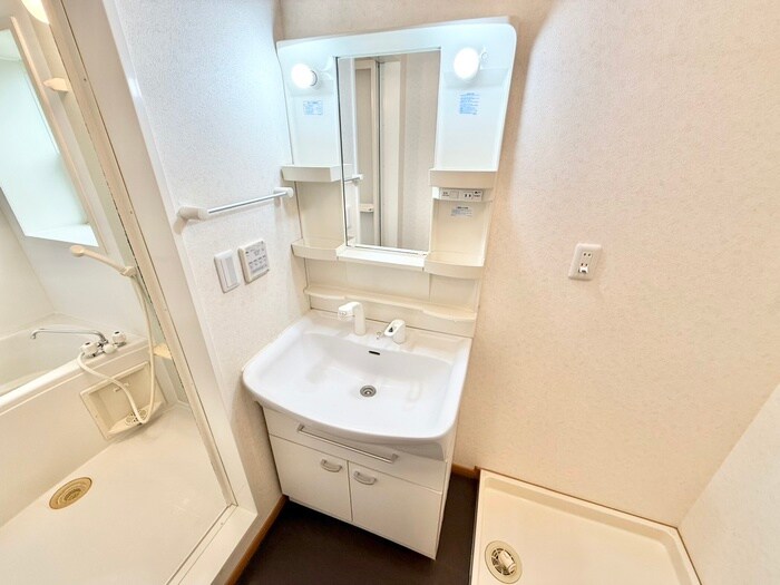 物件内観写真15　(洗面)