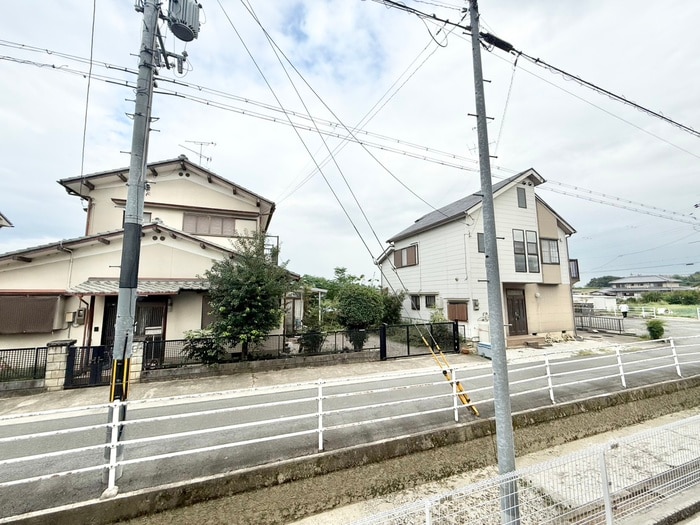 物件内観写真22　(室内からの展望)