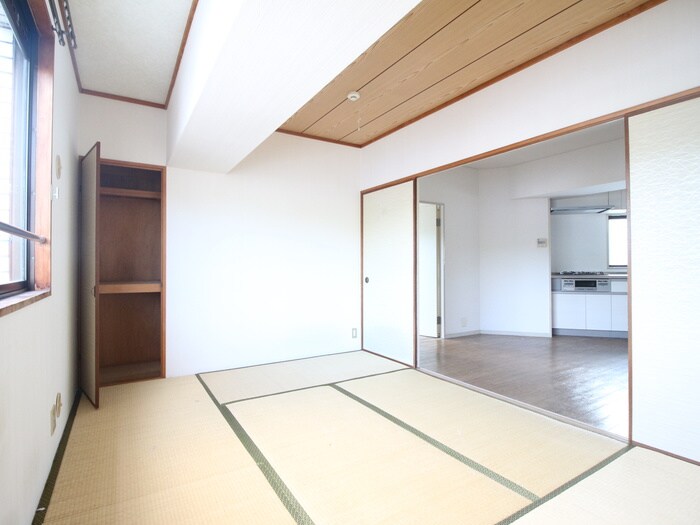 物件内観写真10　(居室)