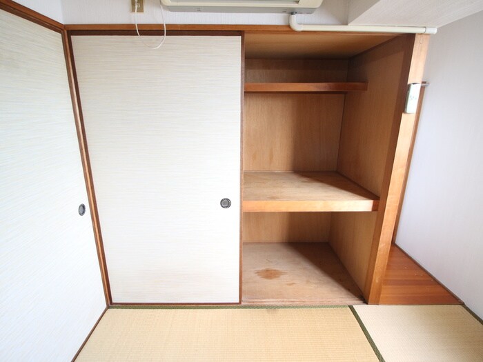 物件内観写真11　(収納)