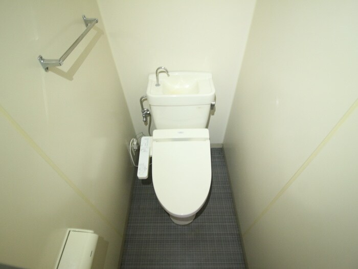 物件内観写真16　(トイレ)