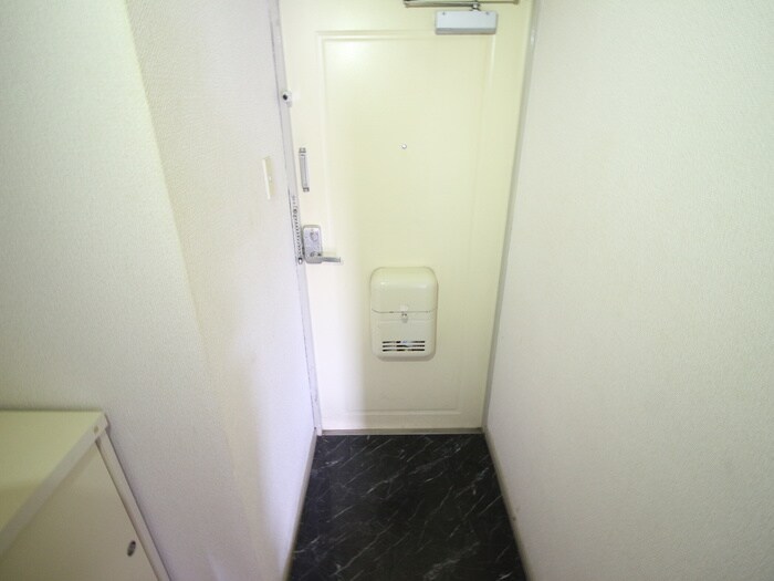 物件内観写真20　(玄関)