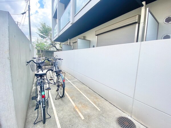 駐輪場