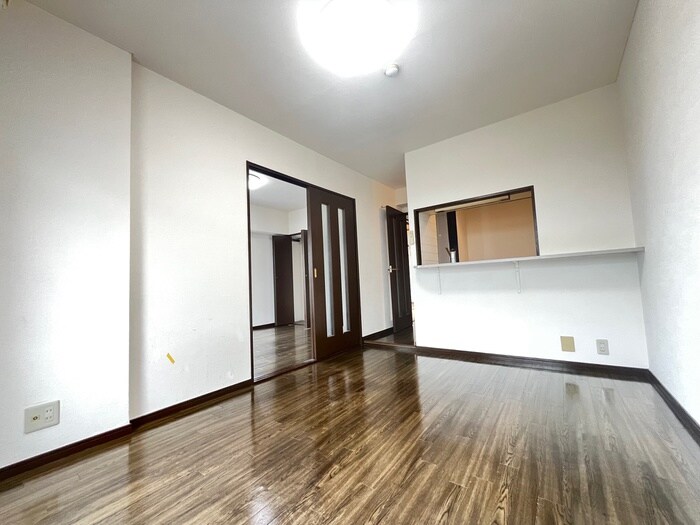 物件内観写真9　(居室)