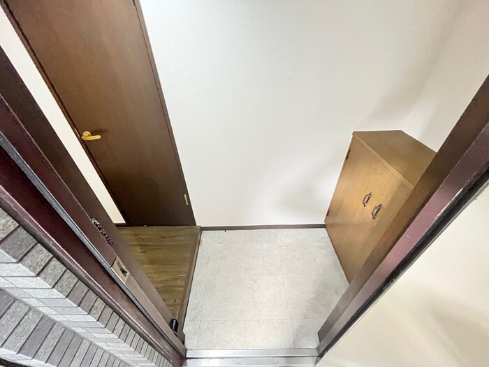 物件内観写真20　(玄関)