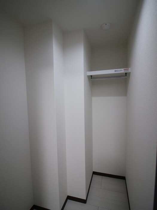 物件内観写真15　(収納)