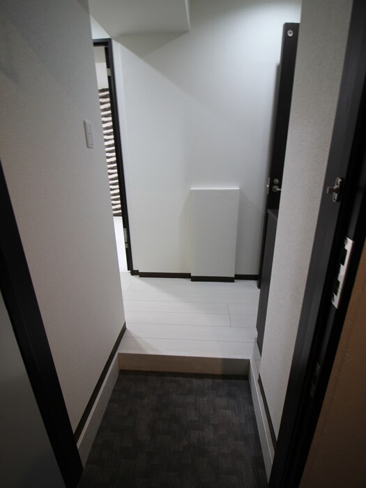 物件内観写真19　(玄関)