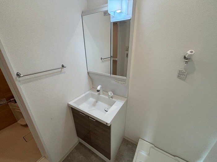物件内観写真12　(洗面)