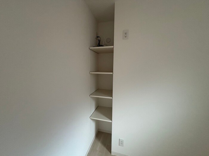 物件内観写真18　(収納)