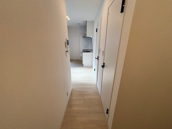 物件内観写真19　(廊下)