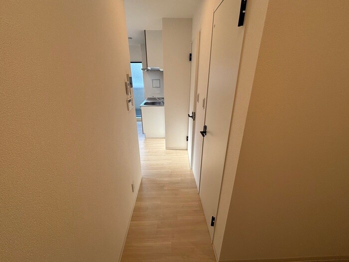 物件内観写真19　(廊下)