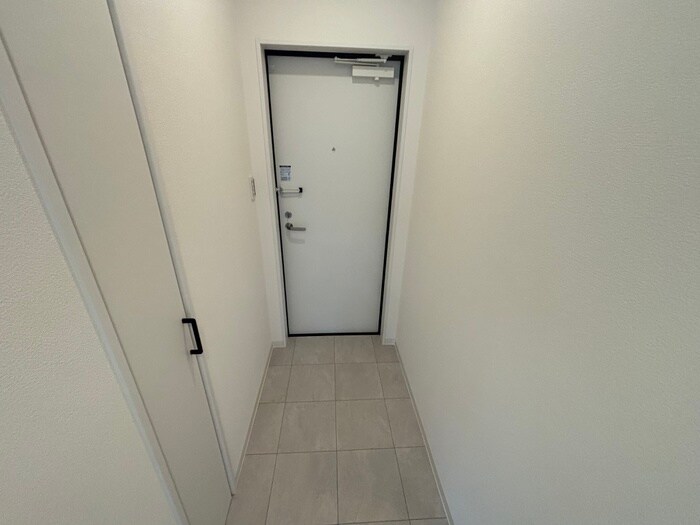 物件内観写真19　(玄関)