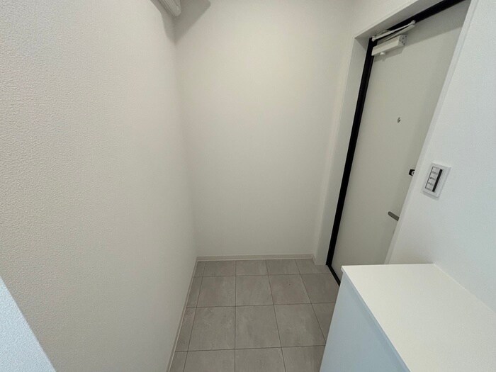 物件内観写真20　(玄関)