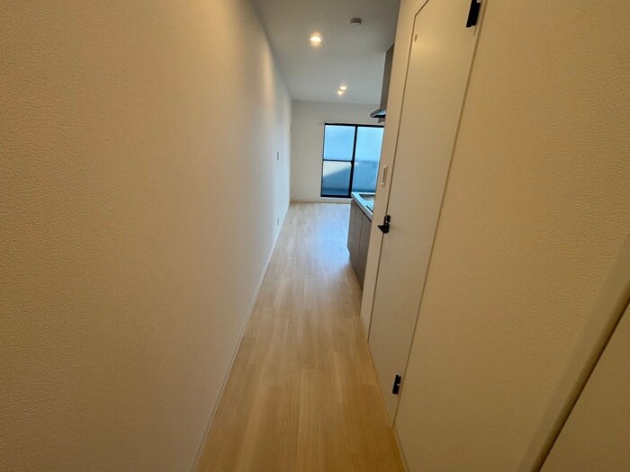 物件内観写真21　(廊下)