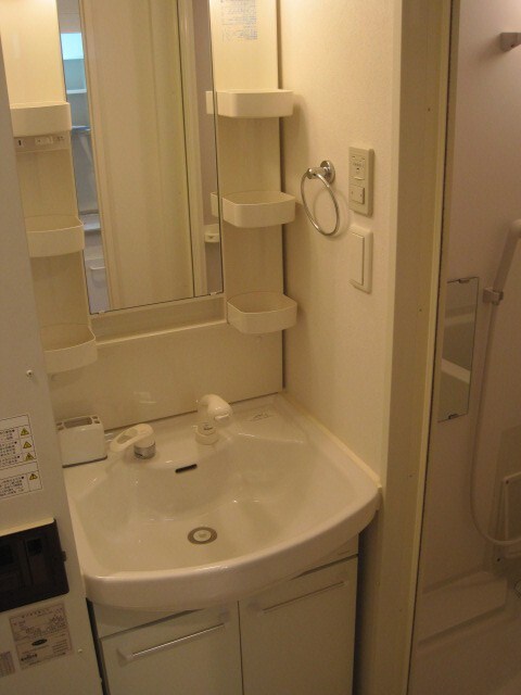 物件内観写真9　(洗面)