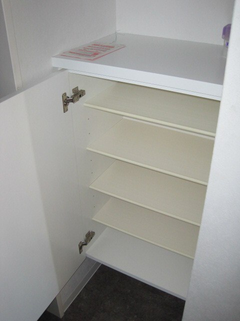 物件内観写真12　(靴箱)