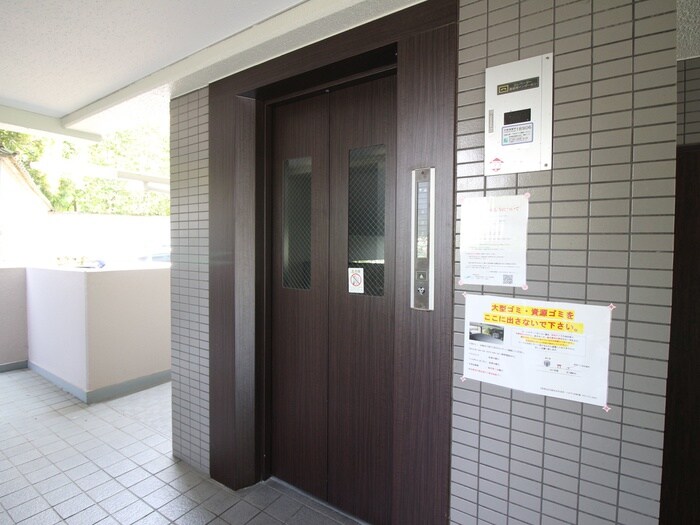 物件外観写真3　(建物設備)