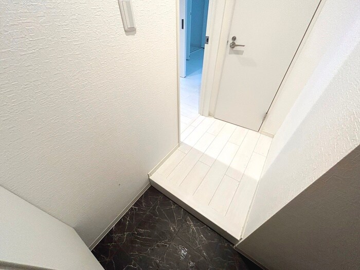 物件内観写真18　(廊下)