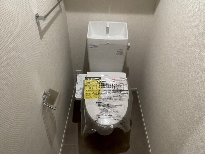 物件内観写真11　(トイレ)