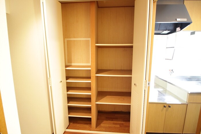 物件内観写真20　(収納)