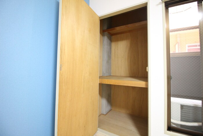 物件内観写真11　(収納)