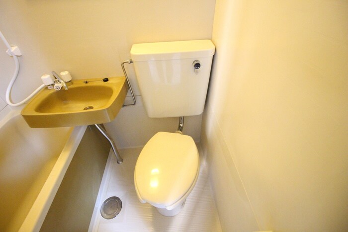 物件内観写真14　(トイレ)