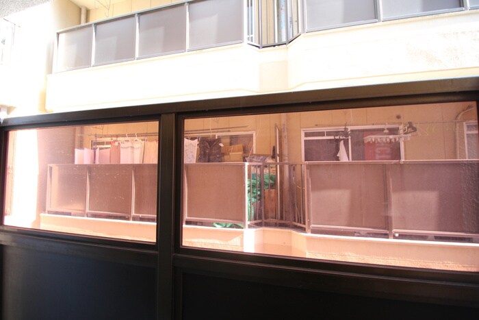 物件内観写真22　(室内からの展望)