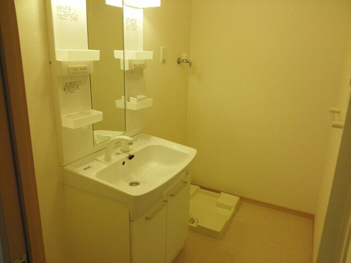 物件内観写真12　(洗面)